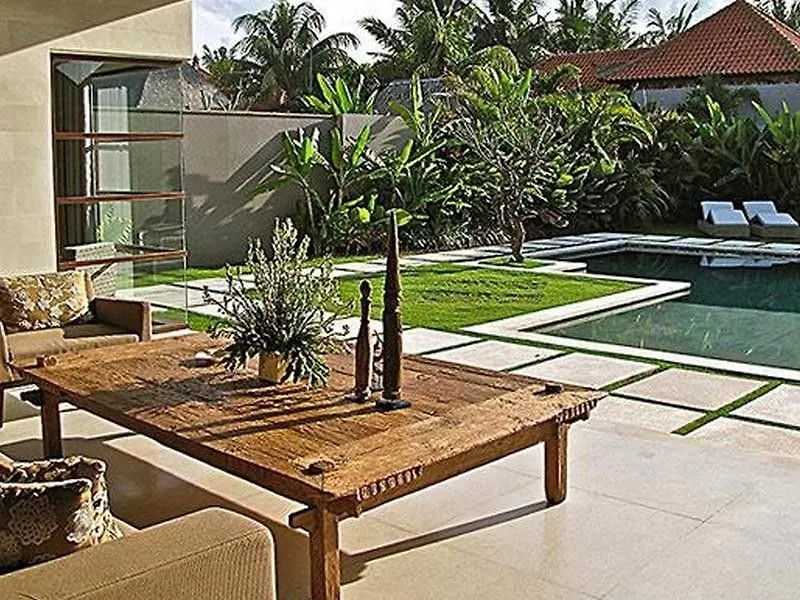 סמיניאק Nyaman Villas 4*,  אינדונזיה