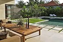 מלון סמיניאק Nyaman Villas