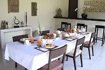 סמיניאק Nyaman Villas מלון